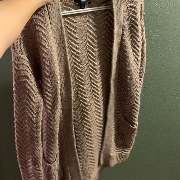 Jackets - Picture 7 of 8